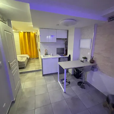 Apartment Just Cozy *